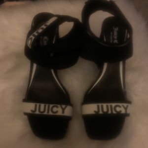 Ladies sandals